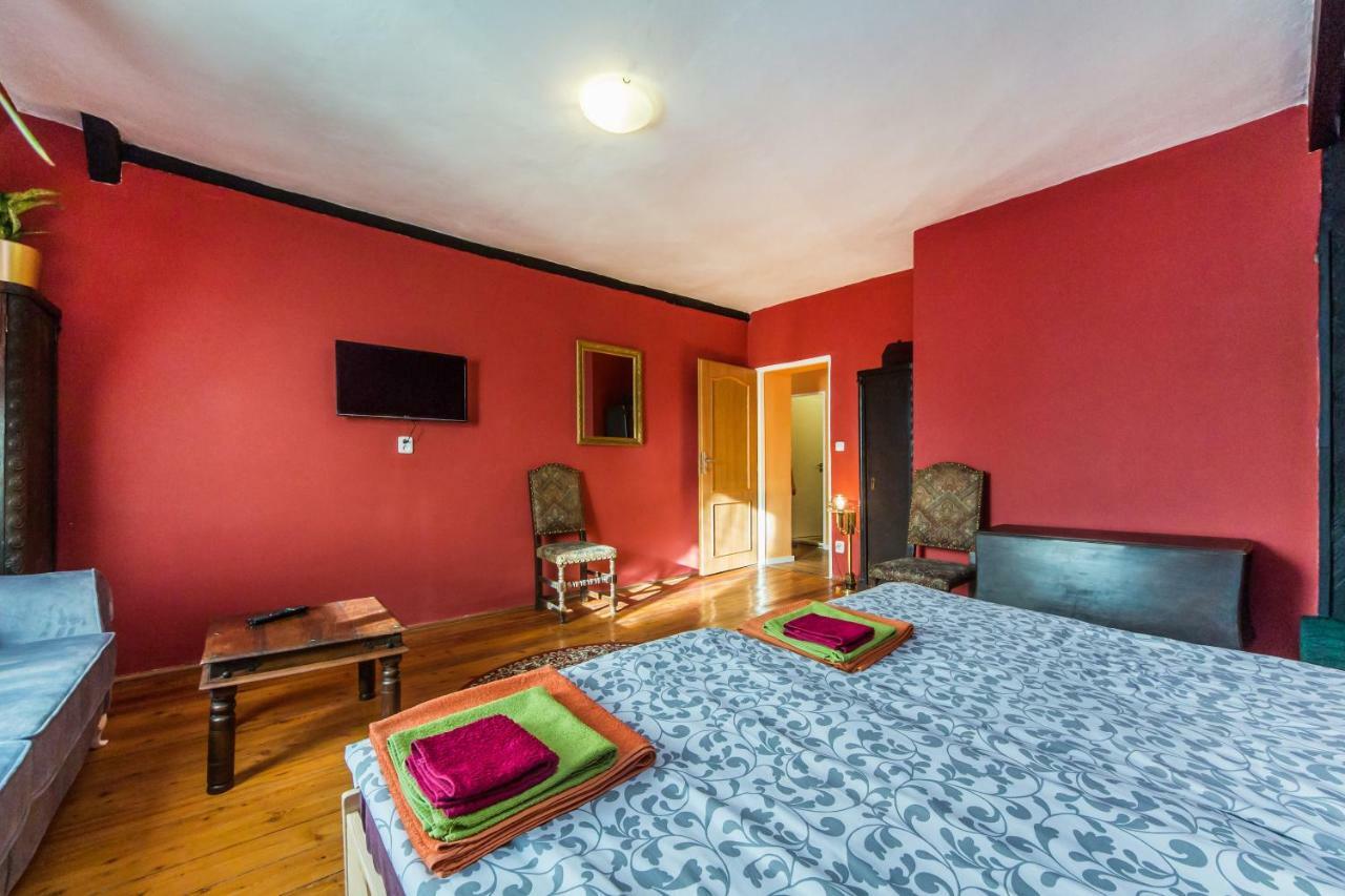 Nostalgia Apartment